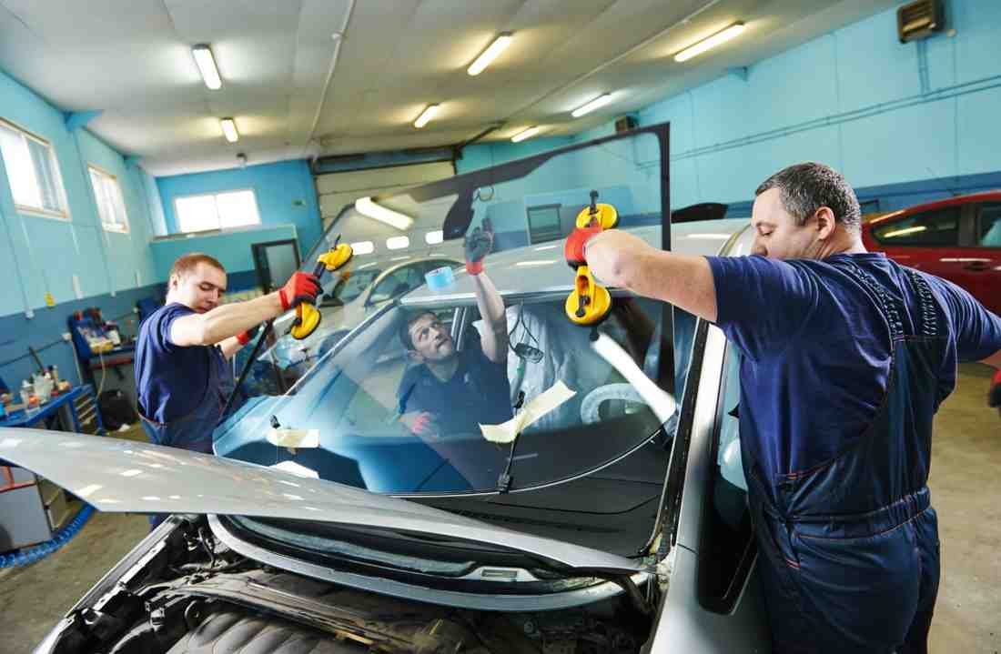 Windshield Repair Burbank, CA - Reliable Auto Glass Repair & Replacement by Panorama City Auto Glass