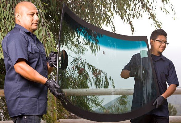 Windshield Repair Simi Valley, CA - Reliable Auto Glass Repair & Replacement by Panorama City Auto Glass